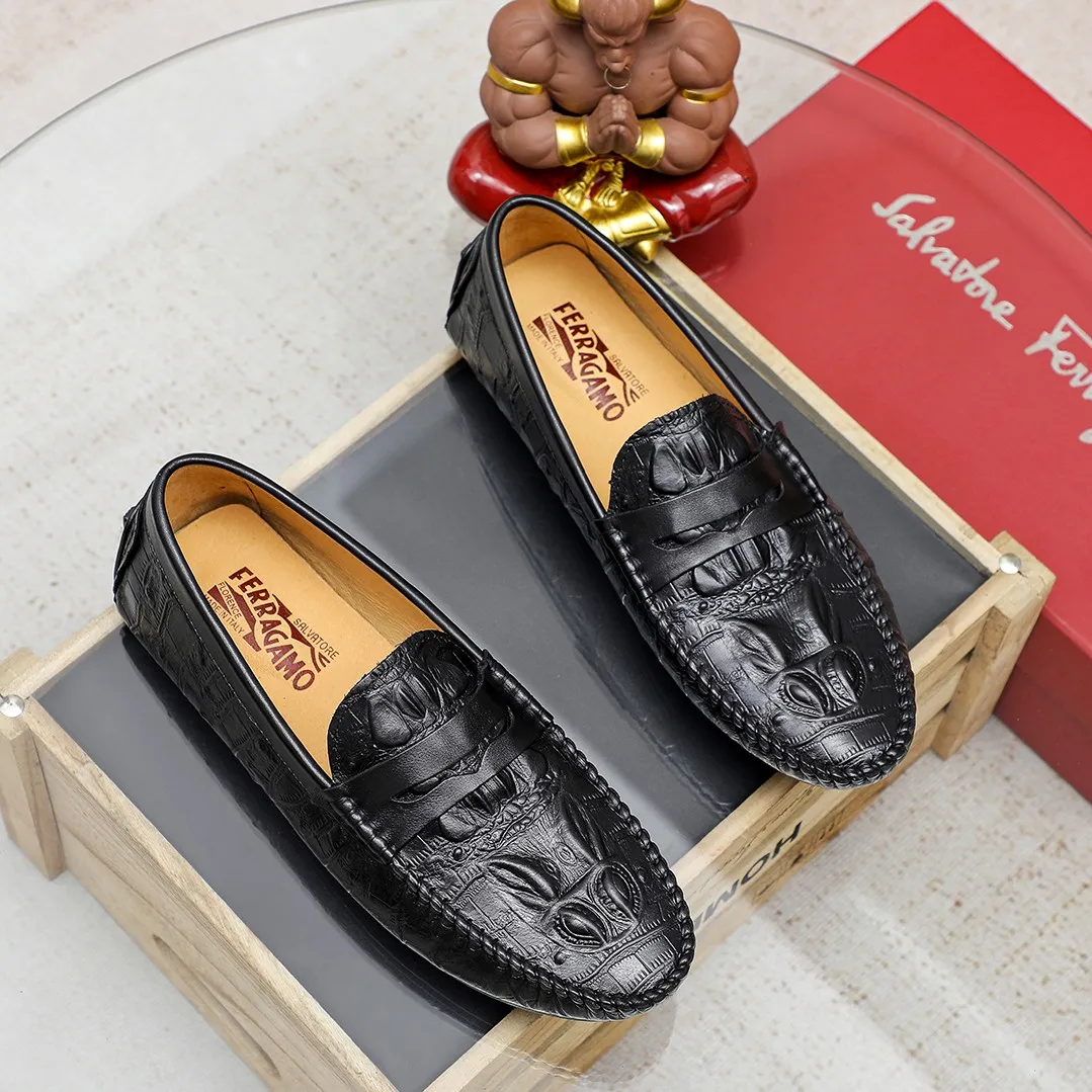 Men's shoes 💰360 🕷🕷【Ferragamo】Ferragamo Popular fashionable casual slip-on shoes🇨🇳Official website counter 1:1 production, original mold opening💯Good quality visible, imported high-end first-layer calfskin, luxurious pigskin lining🌿Very clear texture, high-quality waterproof, non-slip and wear-resistant outsole🎋High quality and low price, truly handmade🍓Color, code number 38-45